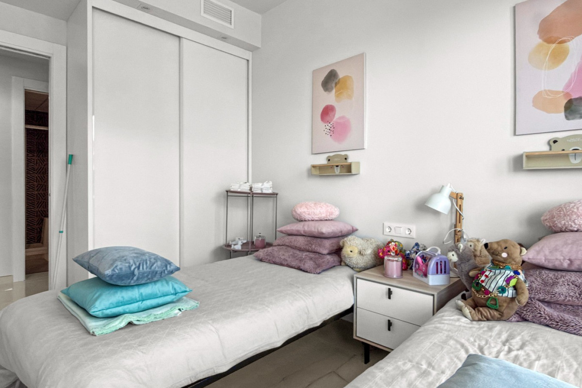 Resale - Apartment  - Orihuela Costa - Playa Flamenca