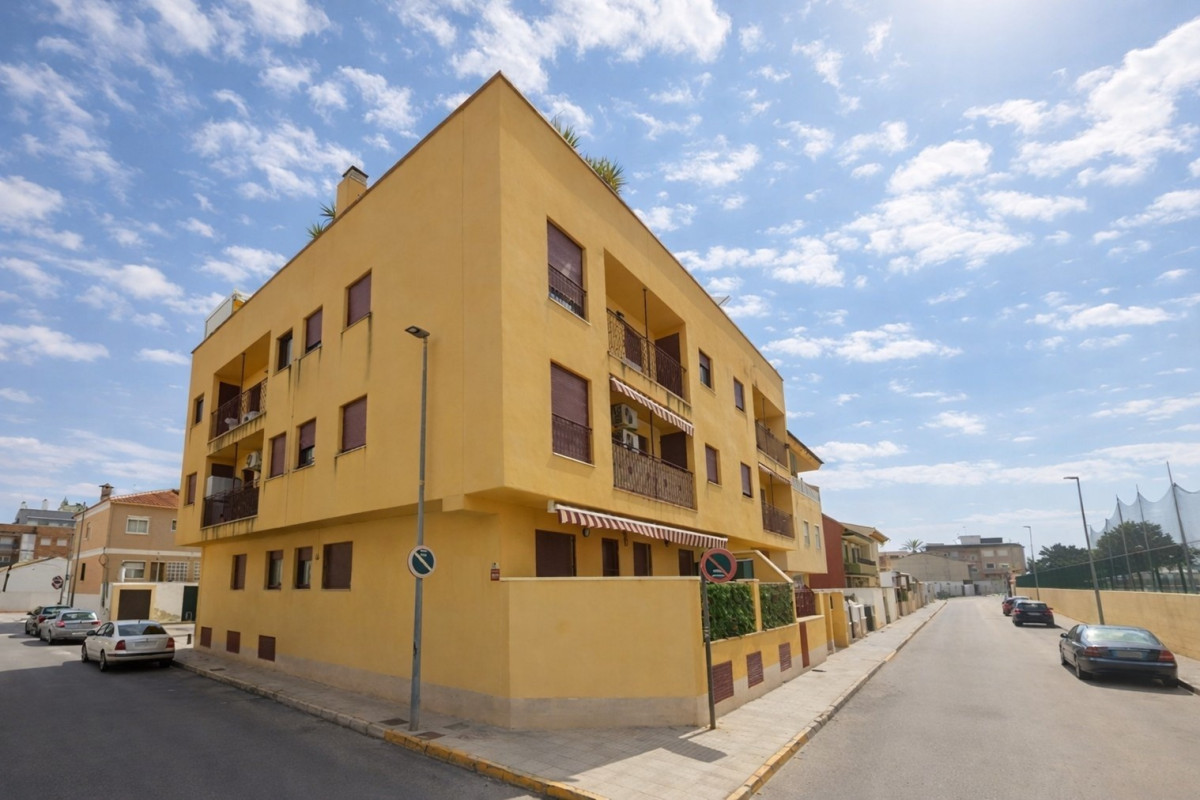 Resale - Apartment  - Formentera del Segura - Formentera - Village
