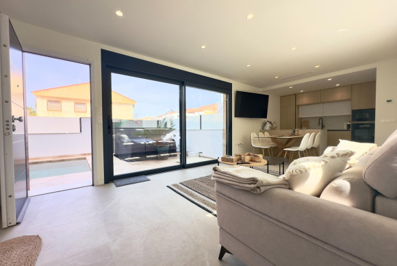 Resale - Bungalow - San Pedro del Pinatar - CENTRO