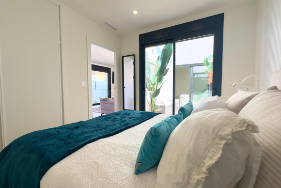 Resale - Bungalow - San Pedro del Pinatar - CENTRO