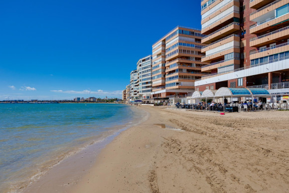 Herverkoop - Appartement  - Torrevieja - Playa del Acequión