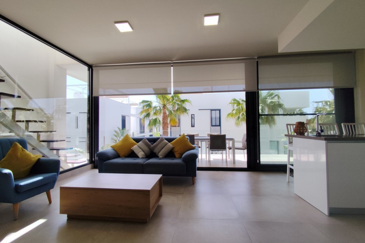 Resale - Apartment  - Mar de Cristal