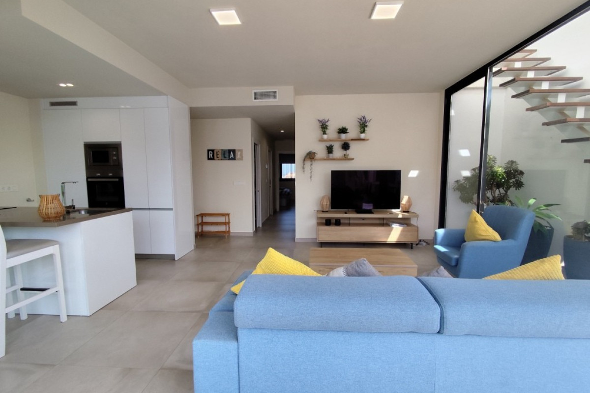 Resale - Apartment  - Mar de Cristal