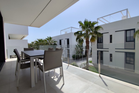 Resale - Apartment  - Mar de Cristal