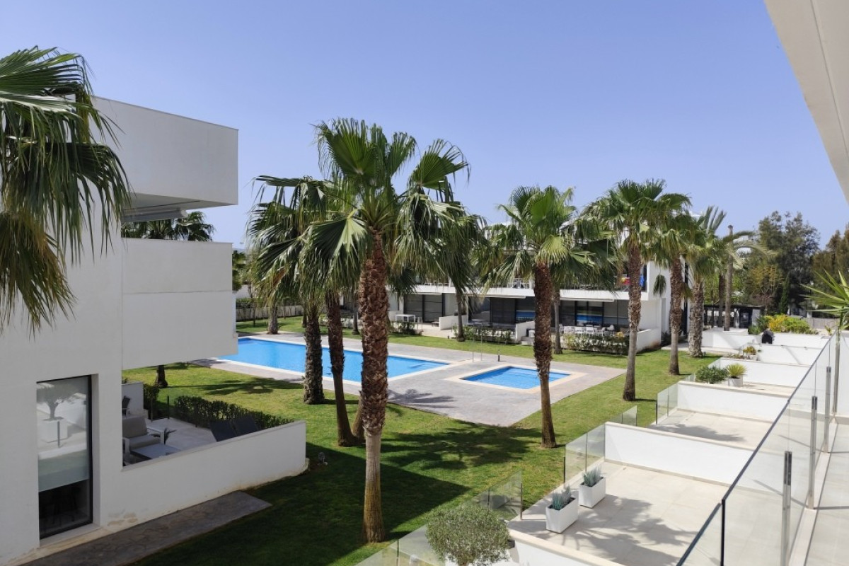 Resale - Apartment  - Mar de Cristal