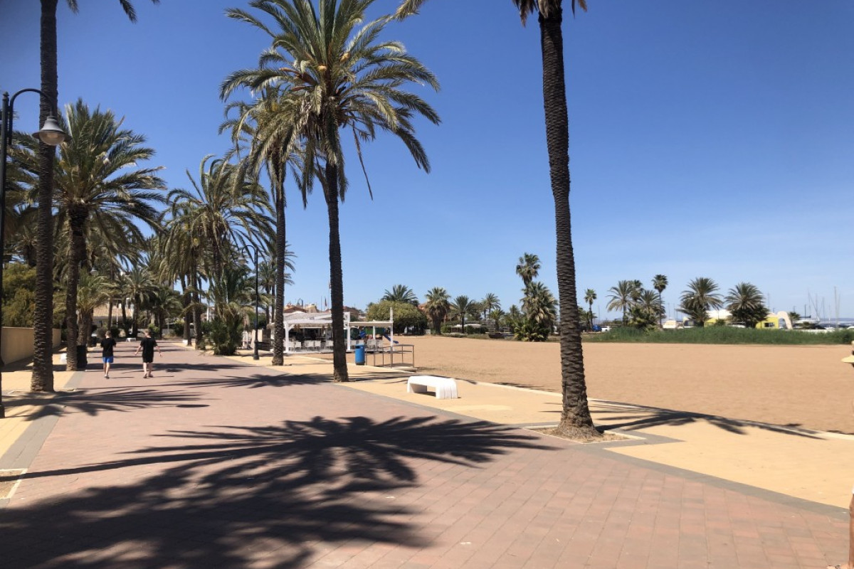 Resale - Apartment  - Mar de Cristal