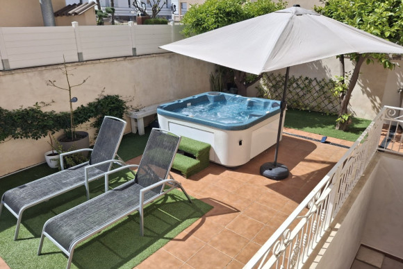 Herverkoop - Villa Detached - Ciudad Quesada - Dona Pepa