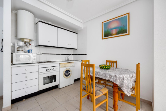 Herverkoop - Appartement  - Torrevieja - Playa del Acequión