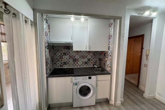 Herverkoop - Studio - Torrevieja - Playa de Los Locos-Curva del Palangre