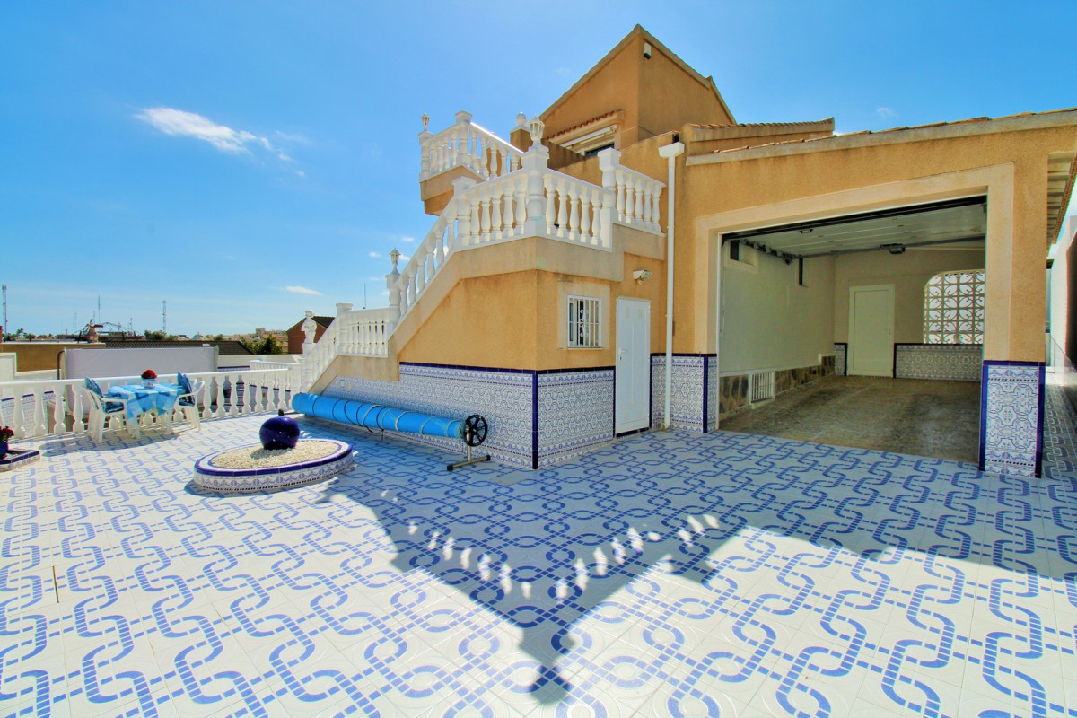 Reventa - Villa - Villamartin