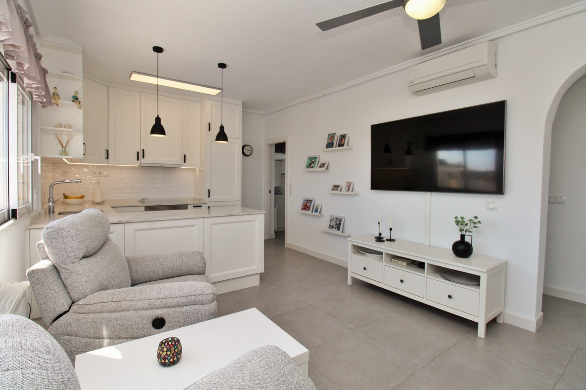 Reventa - Villa - Villamartin