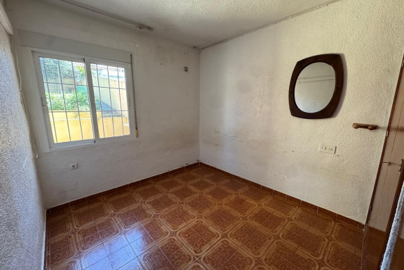 Herverkoop - Villa - Torrevieja - Los balcones