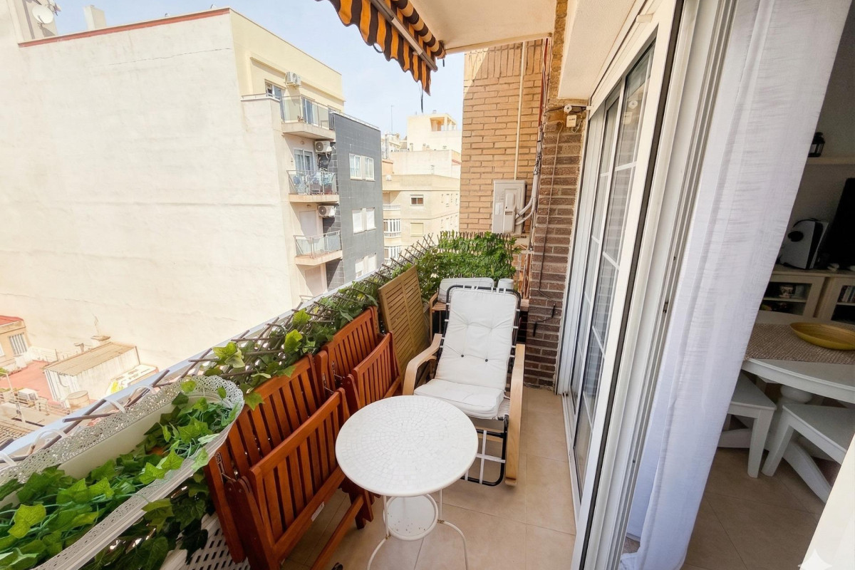 Revente - Appartement - Torrevieja - Centro