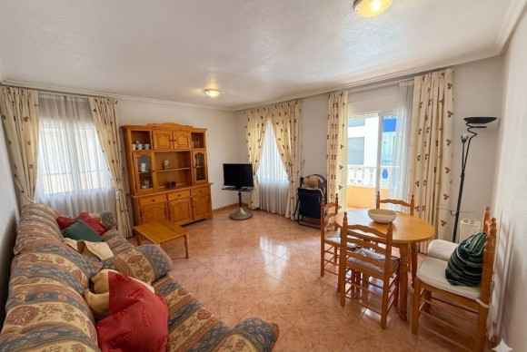 Resale - Apartment  - Torrevieja - Playa del cura