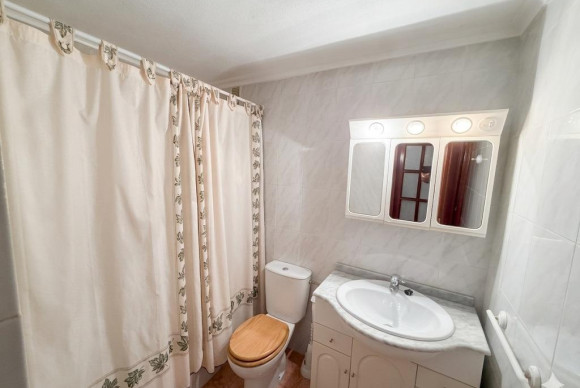 Resale - Apartment  - Torrevieja - Playa del cura