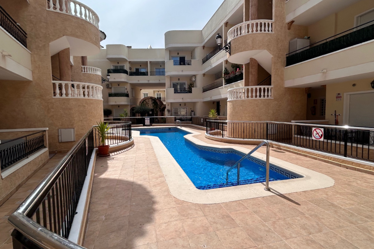 Resale - Apartment  - Jacarilla