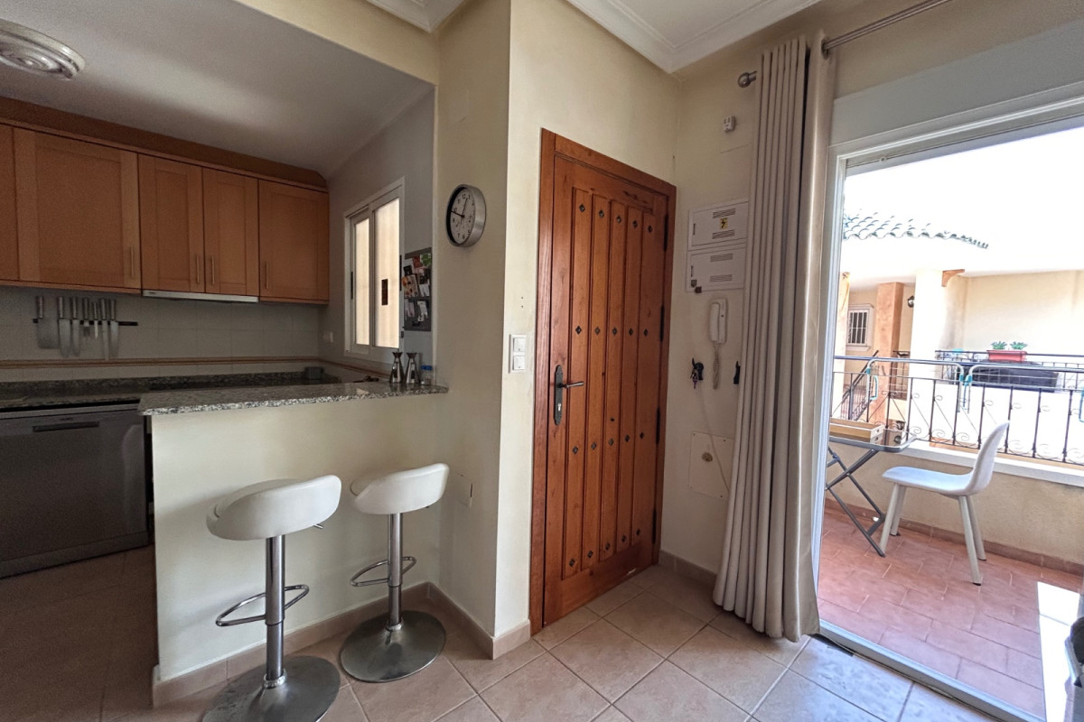 Resale - Apartment  - Jacarilla