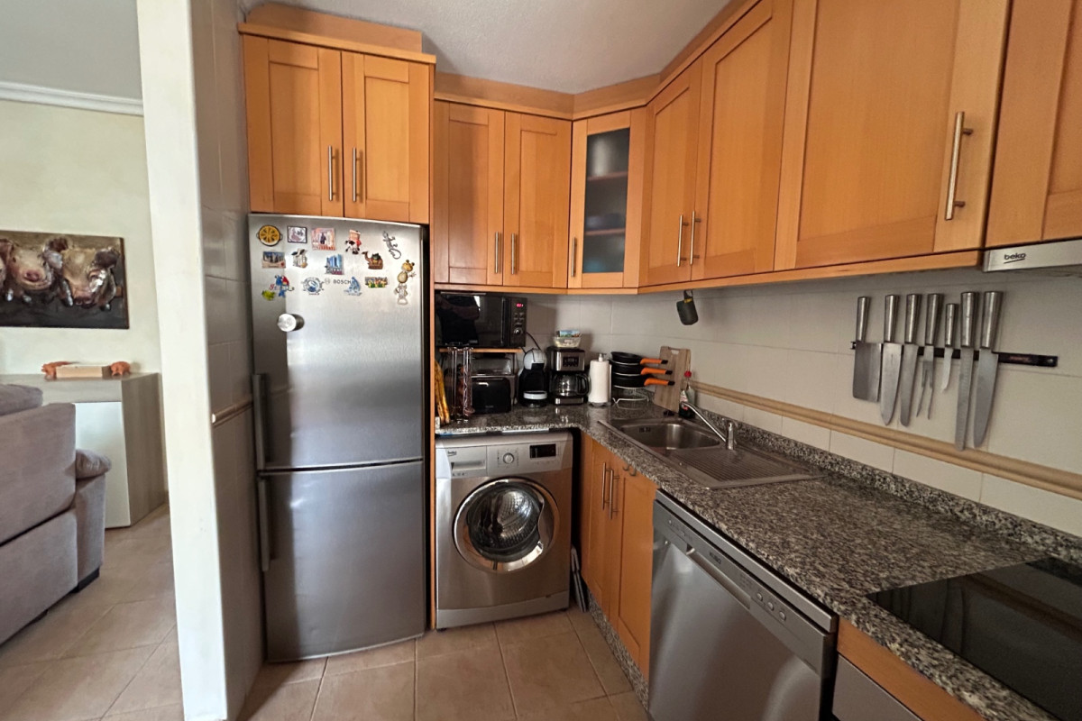 Resale - Apartment  - Jacarilla