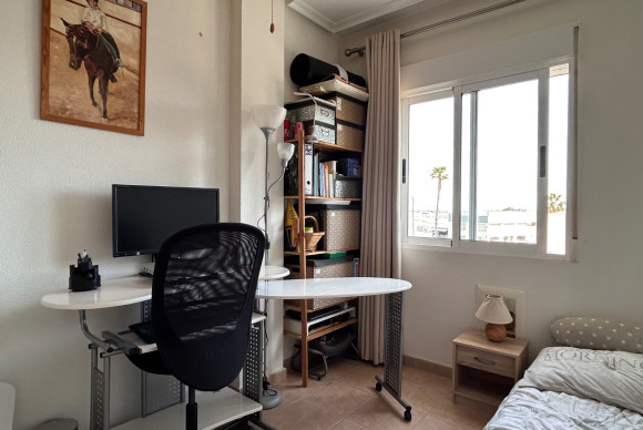 Resale - Apartment  - Jacarilla