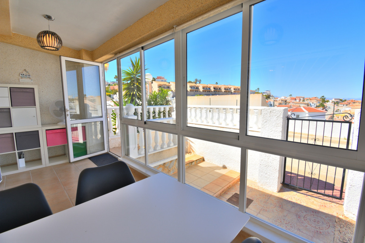 Reventa - Casa semi independiente - Ciudad Quesada - La Marquesa