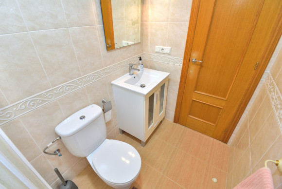 Reventa - Casa semi independiente - Ciudad Quesada - La Marquesa