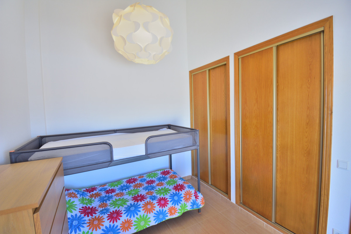 Reventa - Casa semi independiente - Ciudad Quesada - La Marquesa