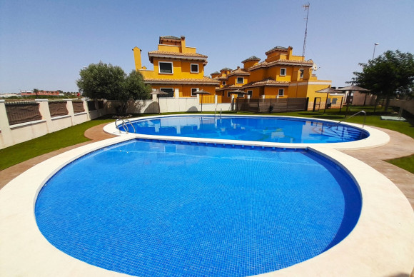 Resale - Semi Detached Villa - Ciudad Quesada - Lo Marabu