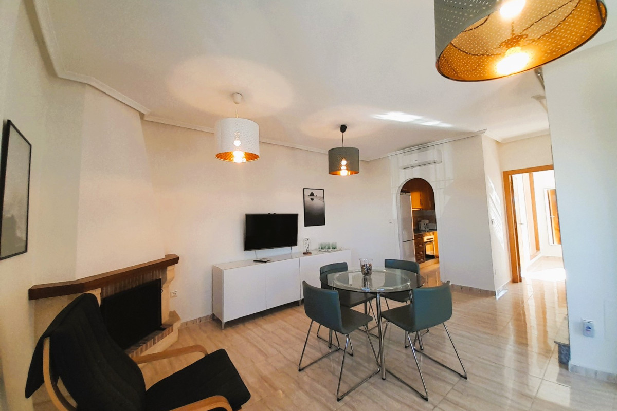 Resale - Semi Detached Villa - Ciudad Quesada - Lo Marabu