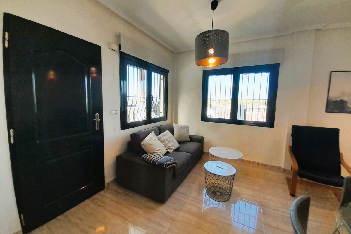 Resale - Semi Detached Villa - Ciudad Quesada - Lo Marabu