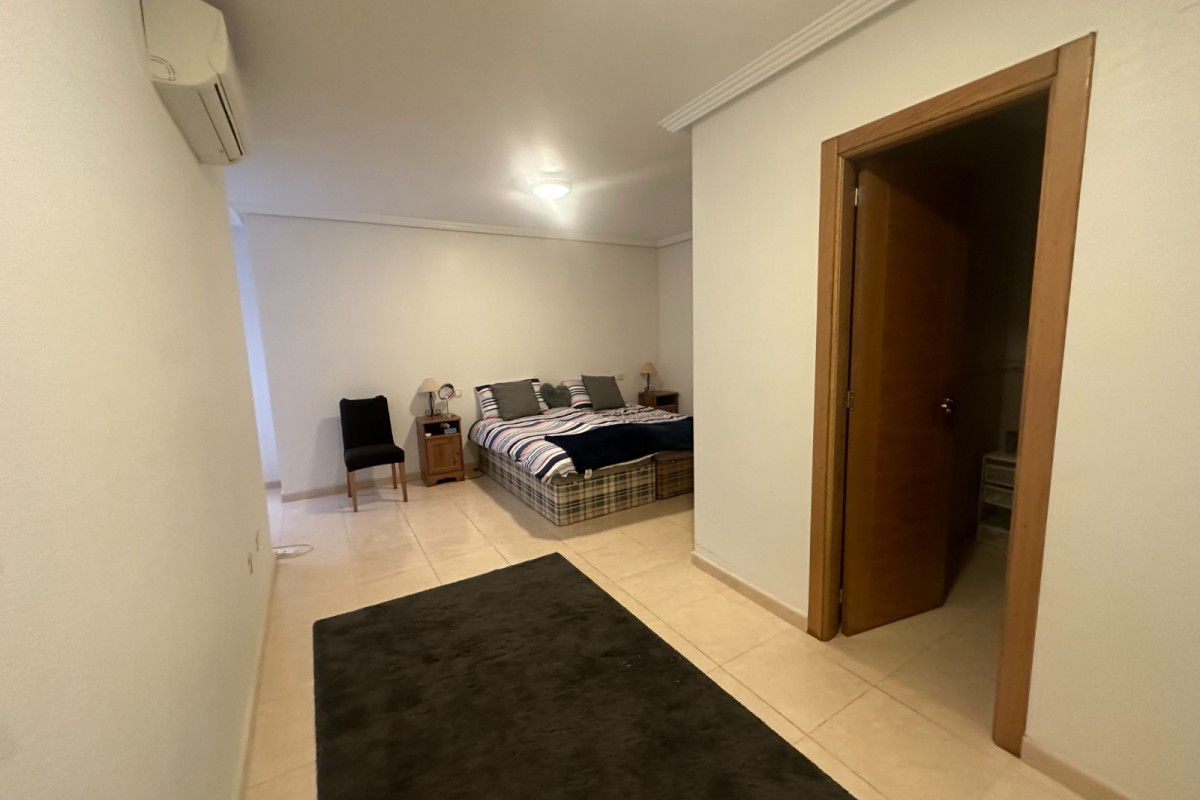 Resale - Apartment  - Jacarilla