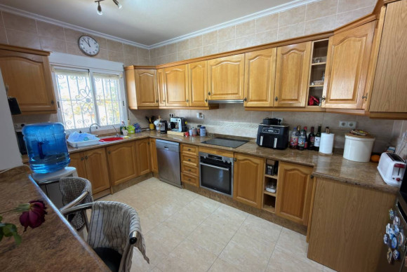 Resale - Finca / Country Property - Catral