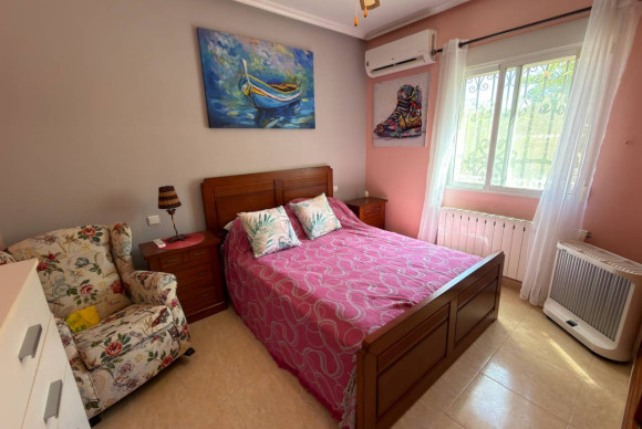 Resale - Finca / Country Property - Catral