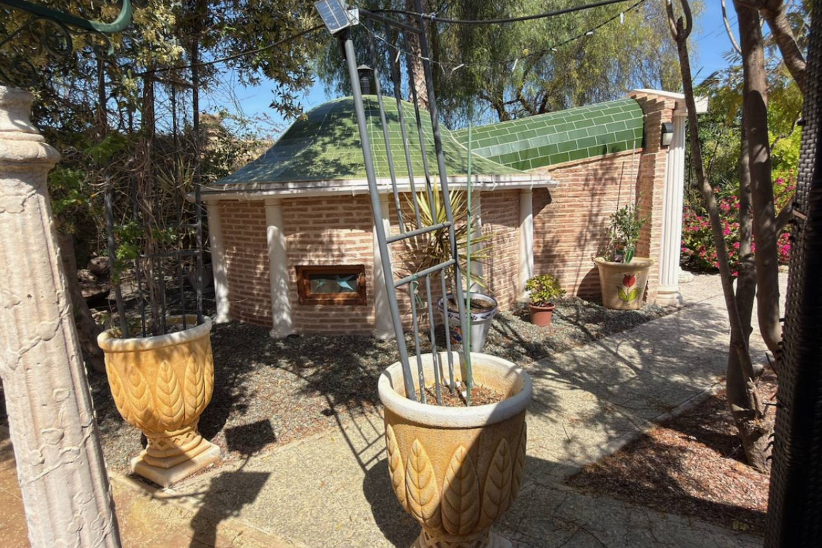 Resale - Finca / Country Property - Catral