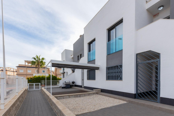 Resale - Bungalow - Torrevieja - Los Balcones - Los Altos del Edén