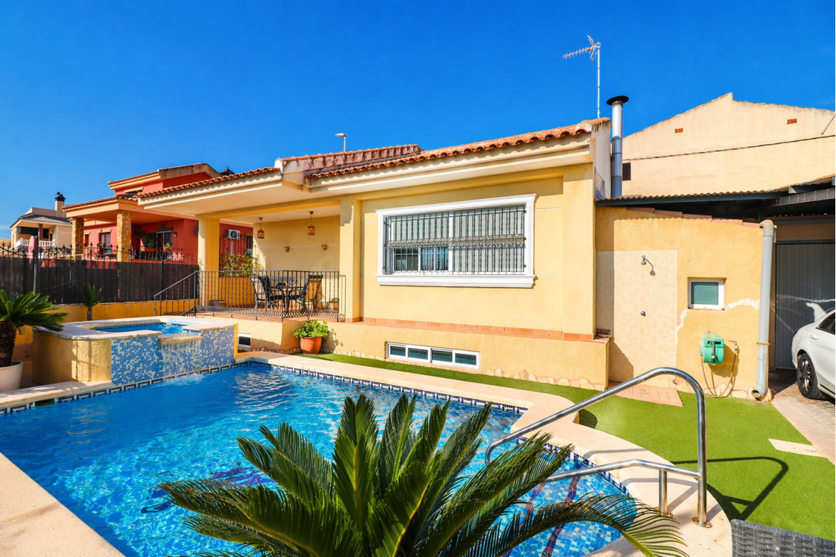 Revente - Detached Villa - Almoradi - El Saladar