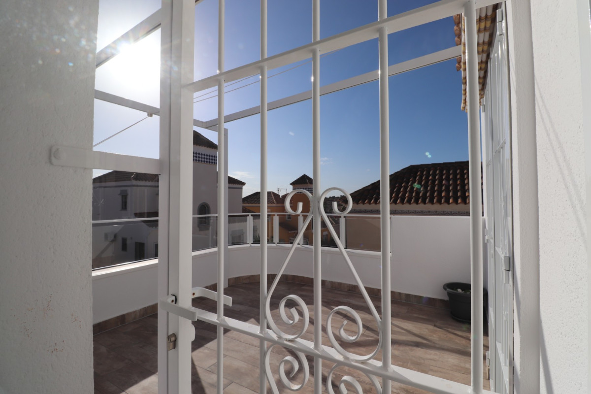 Revente - Detached Villa - Orihuela Costa - Villamartin