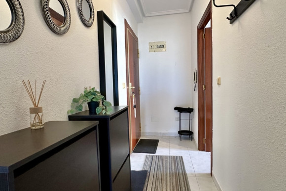 Revente - Appartement - Torrevieja - Torrevieja - Centre