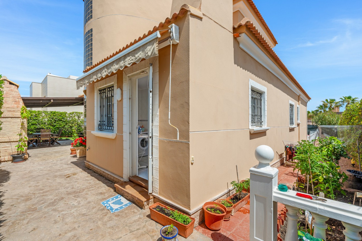 Revente - Villa - Torrevieja - La Mata