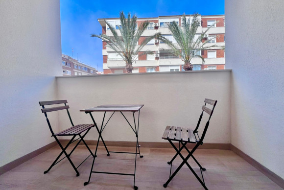 Reventa - Apartamento / piso - Torrevieja - torrevieja