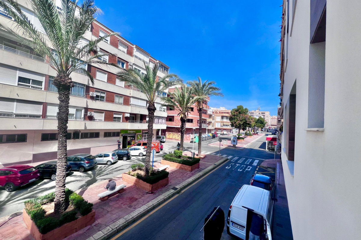 Reventa - Apartamento / piso - Torrevieja - torrevieja