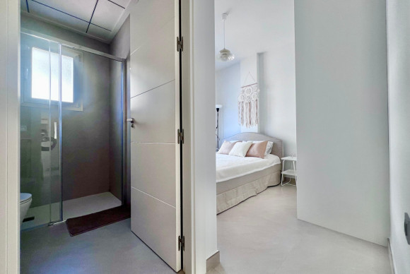 Reventa - Apartamento / piso - Torrevieja - torrevieja