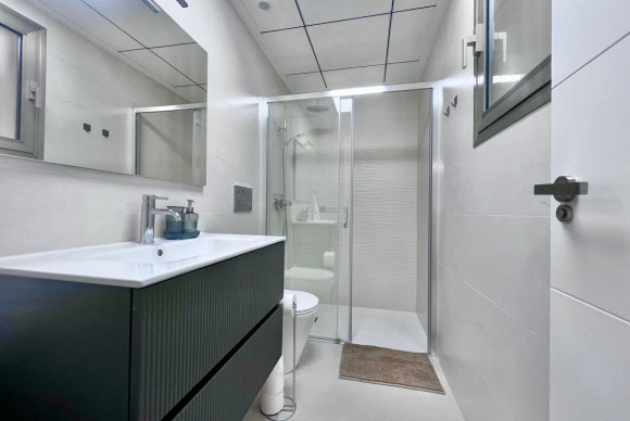 Reventa - Apartamento / piso - Torrevieja - torrevieja