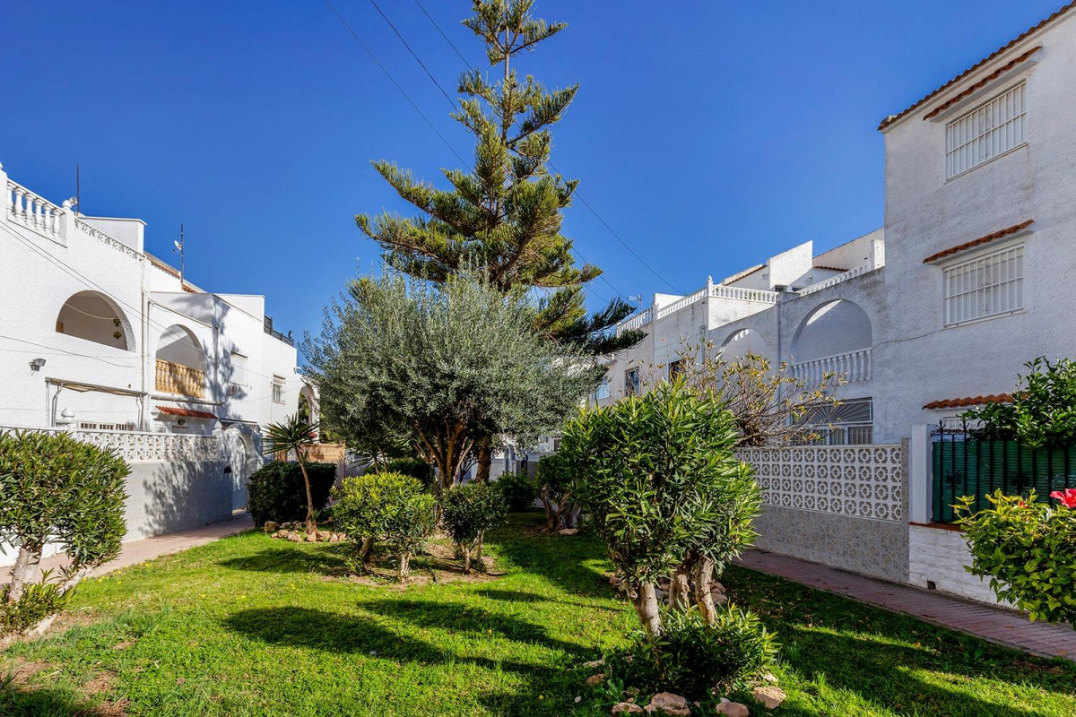 Revente - Terraced house - Torrevieja - Calas blanca