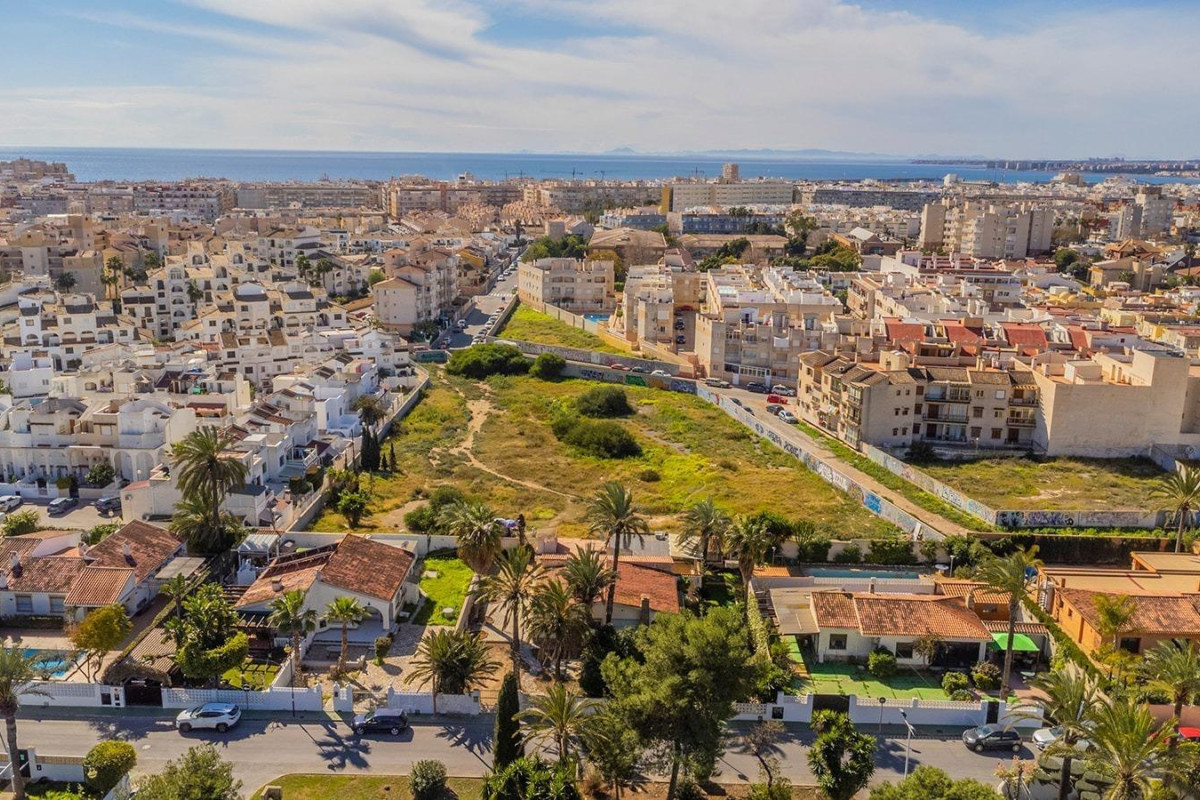 Revente - Terraced house - Torrevieja - Calas blanca