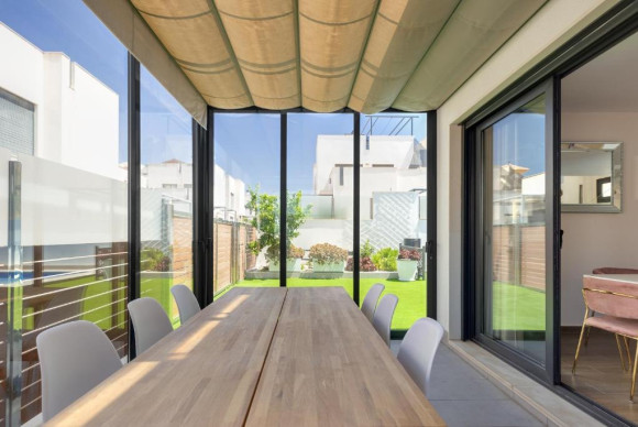 Herverkoop - Vrijstaande Villa - Torrevieja - Aguas Nuevas