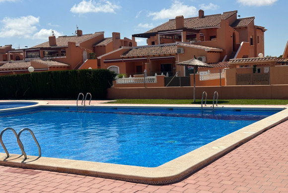 Revente - Appartement - Torrevieja - Aguas Nuevas