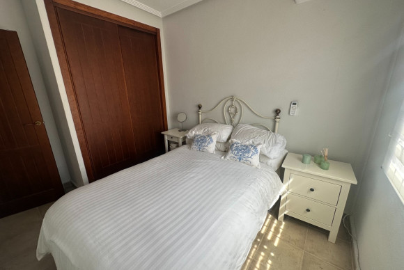 Revente - Appartement - Torrevieja - Aguas Nuevas