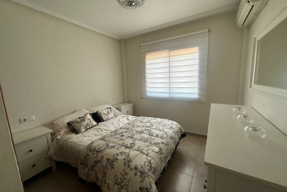 Revente - Appartement - Torrevieja - Aguas Nuevas