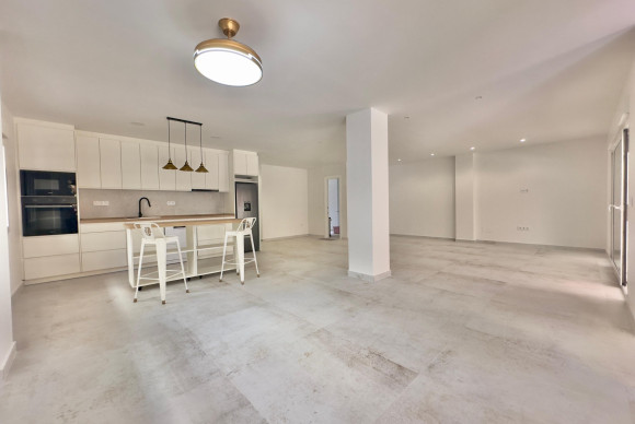 Resale - Apartment  - Torrevieja - Acequion