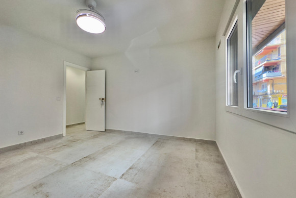 Resale - Apartment  - Torrevieja - Acequion